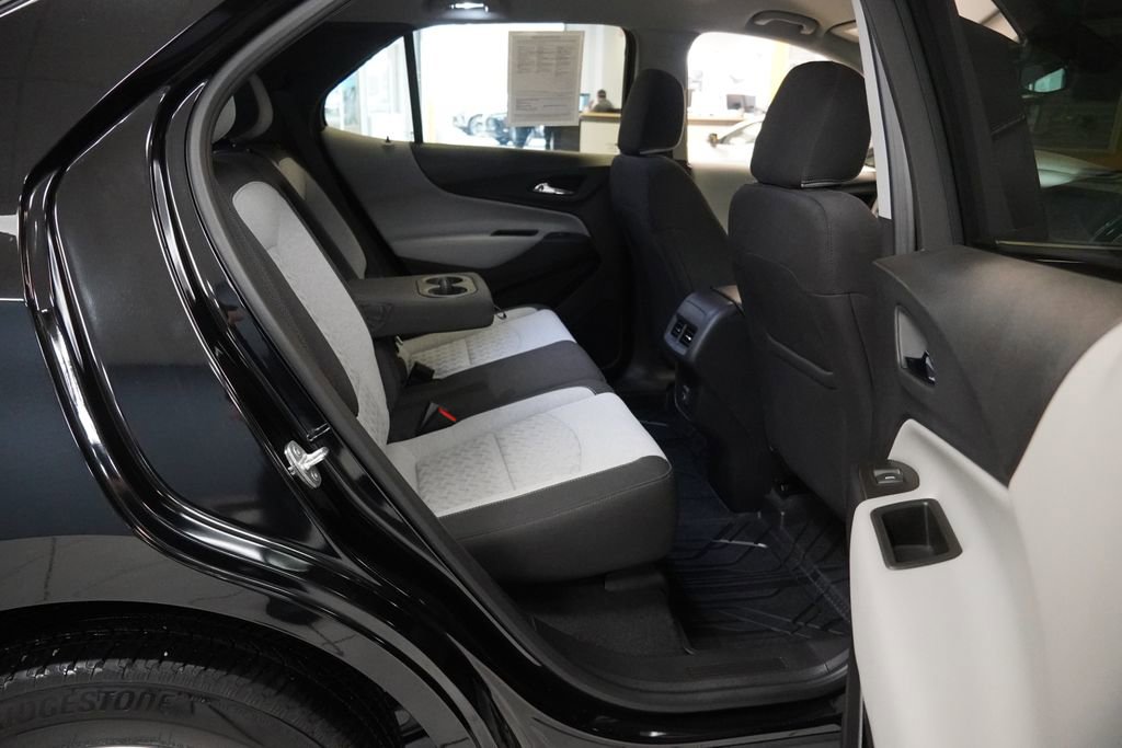 Used 2023 Chevrolet Equinox LS w/ LS Convenience Package image 25