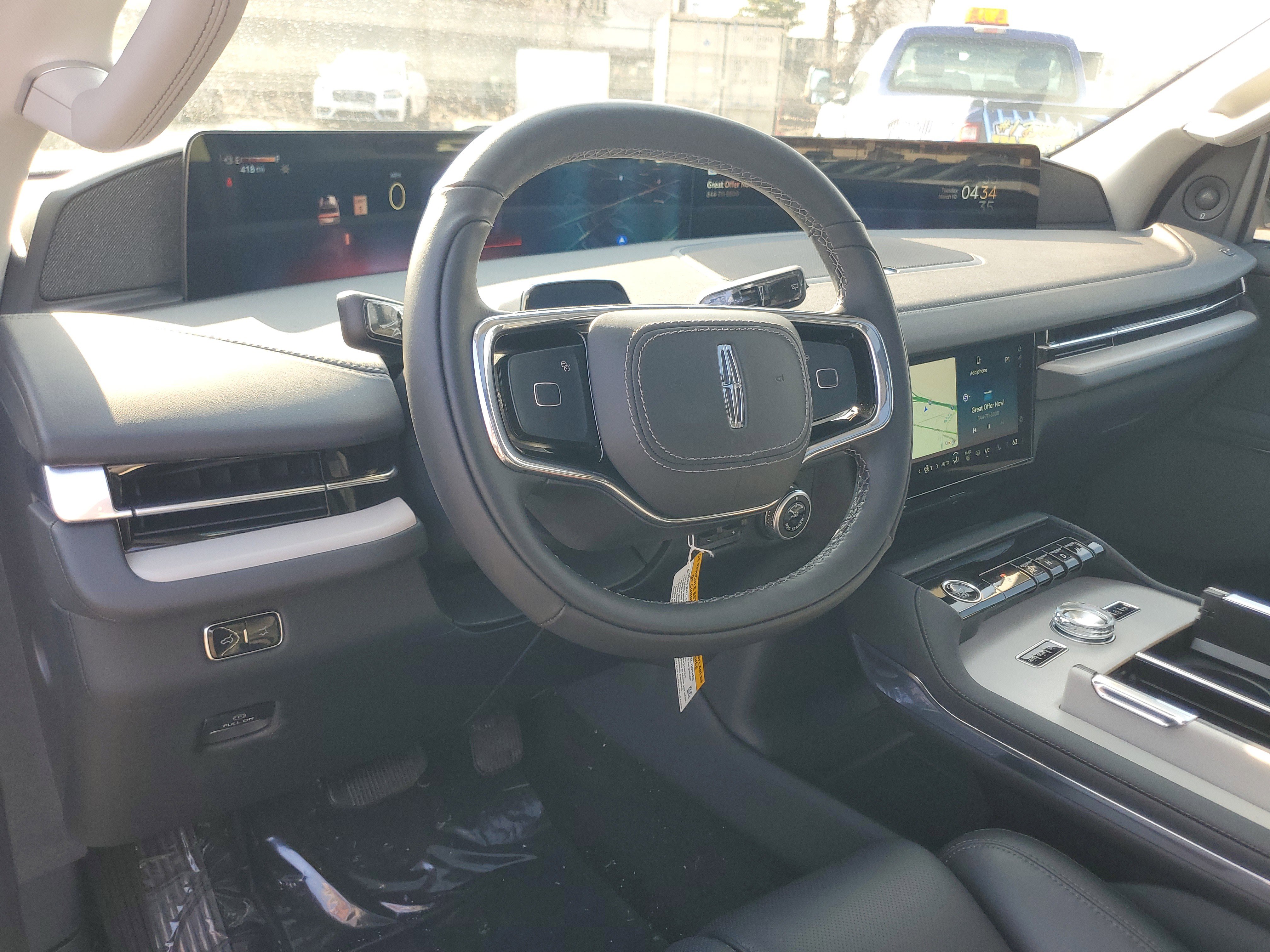 New 2026 Lincoln Navigator Reserve image 14