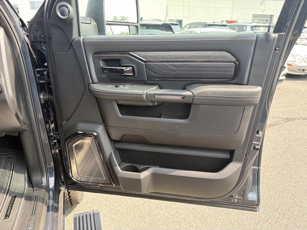New 2026 RAM 3500 Limited AWD/4WD image 21