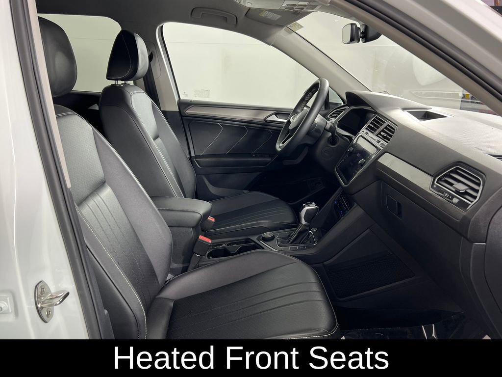 Used 2024 Volkswagen Tiguan SE image 14