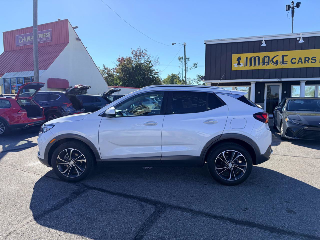 Used 2021 Buick Encore GX Essence FWD image 12
