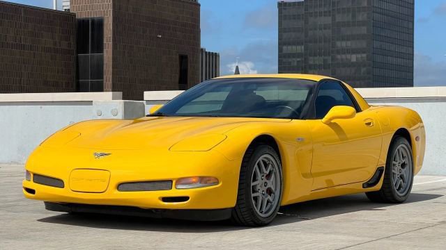 Used 2003 Chevrolet Corvette Z06 w/ Memory Package, 3 Drivers image 3