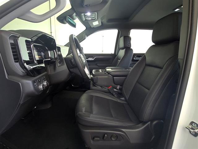 Used 2026 GMC Sierra 1500 SLT AWD/4WD image 16