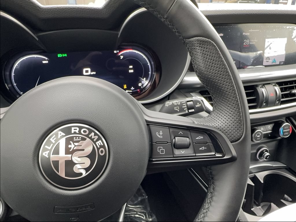 New 2026 Alfa Romeo Stelvio Sprint w/ Convenience Package AWD/4WD image 42