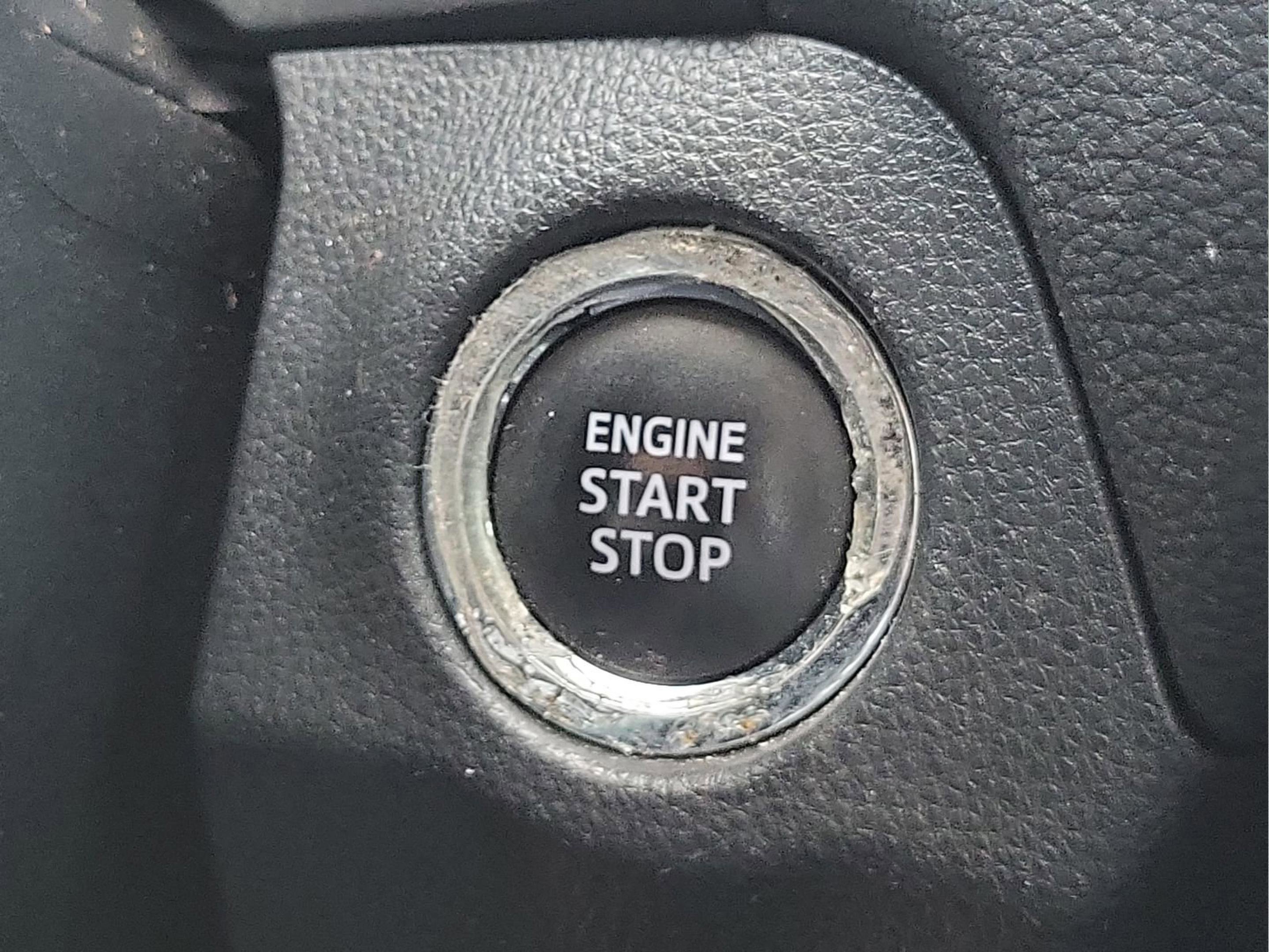 Used 2023 Toyota RAV4 XLE Premium image 29