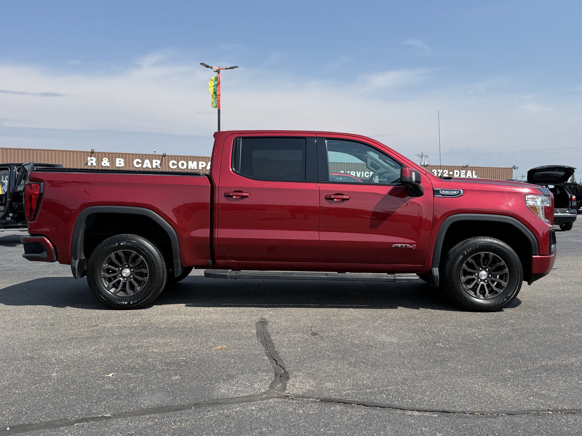 Used 2019 GMC Sierra 1500 AT4 w/ AT4 Premium Package AWD/4WD image 9