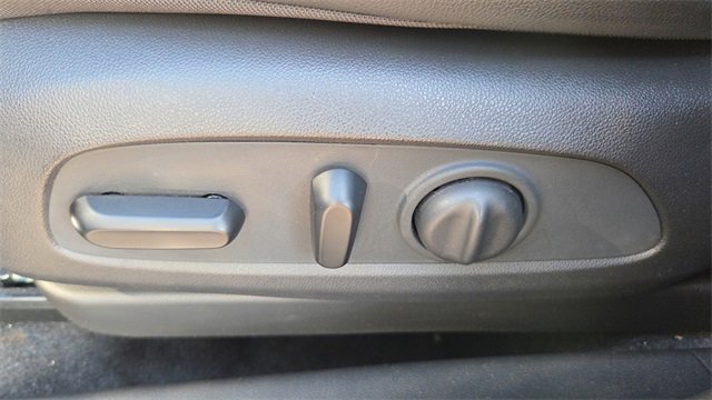 Used 2022 Chevrolet TrailBlazer ACTIV w/ Sun and Liftgate Package image 30