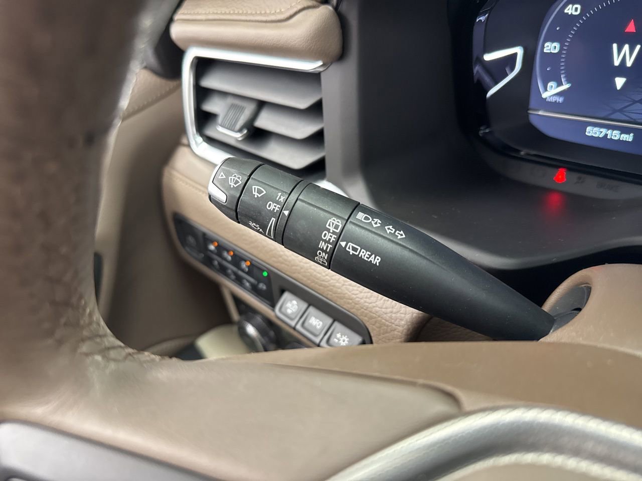 Used 2022 GMC Yukon Denali image 25