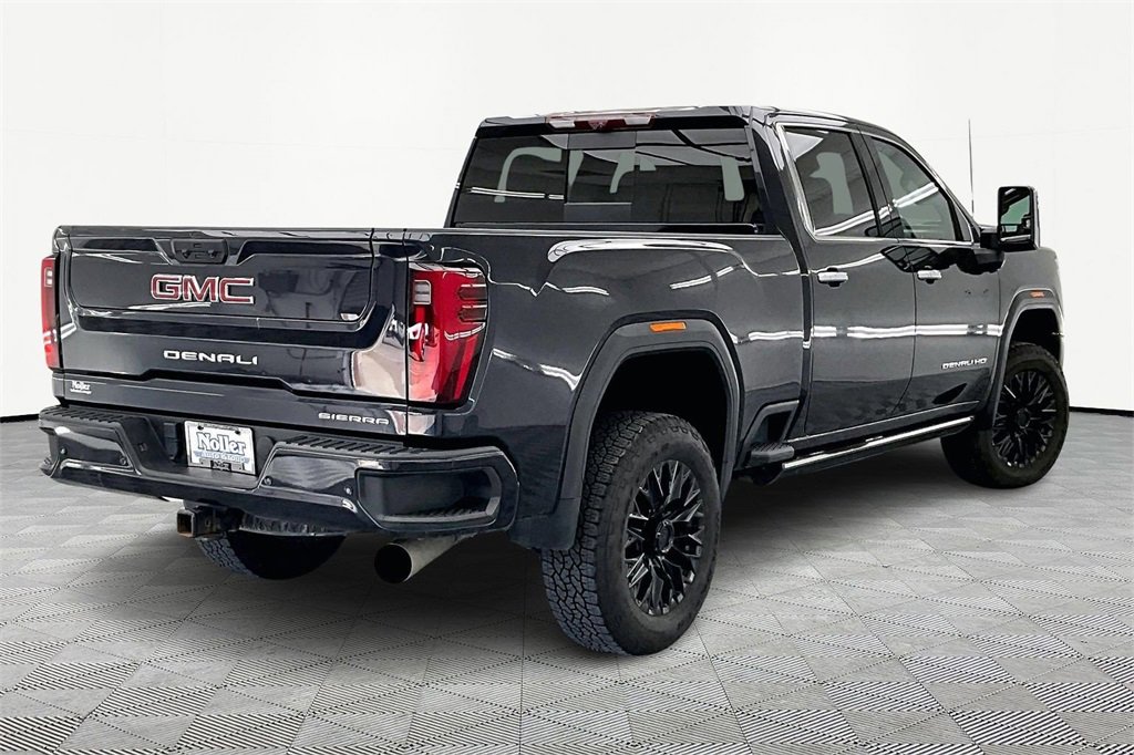 Used 2024 GMC Sierra 2500 Denali w/ Technology Package image 2