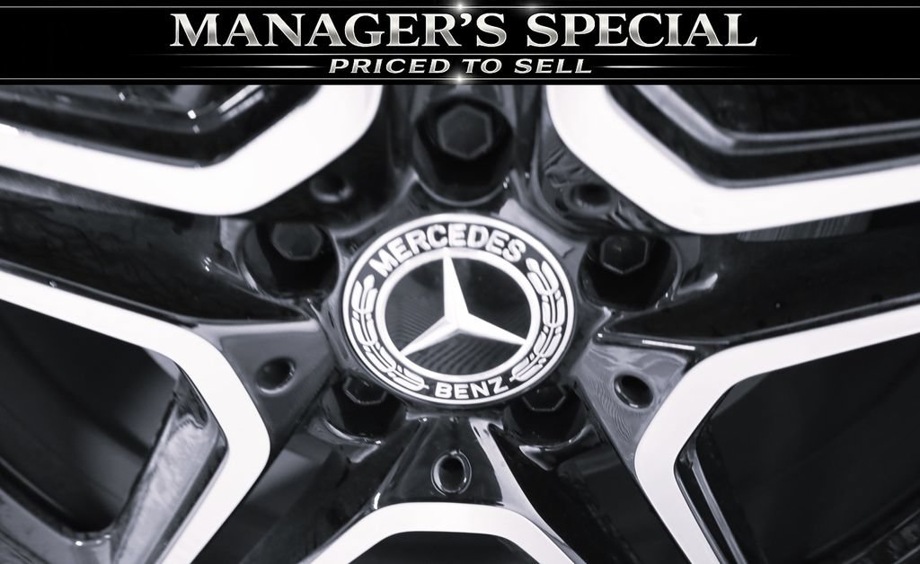 Used 2022 Mercedes-Benz CLA 250 4MATIC image 8
