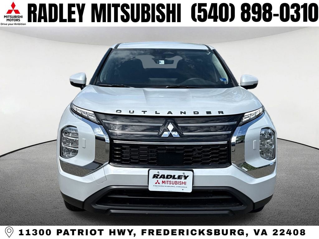 New 2026 Mitsubishi Outlander ES image 22