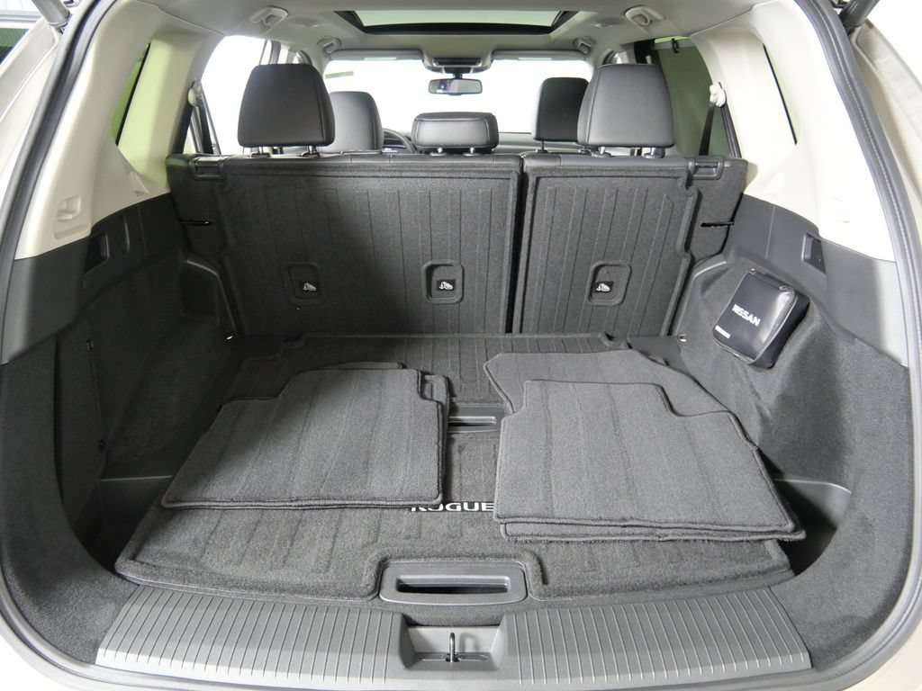 Used 2026 Nissan Rogue Platinum w/ Platinum Premium Package AWD/4WD image 17