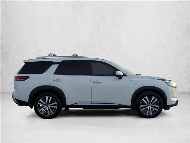 Used 2022 Nissan Pathfinder Platinum w/ Cargo Package FWD image 4