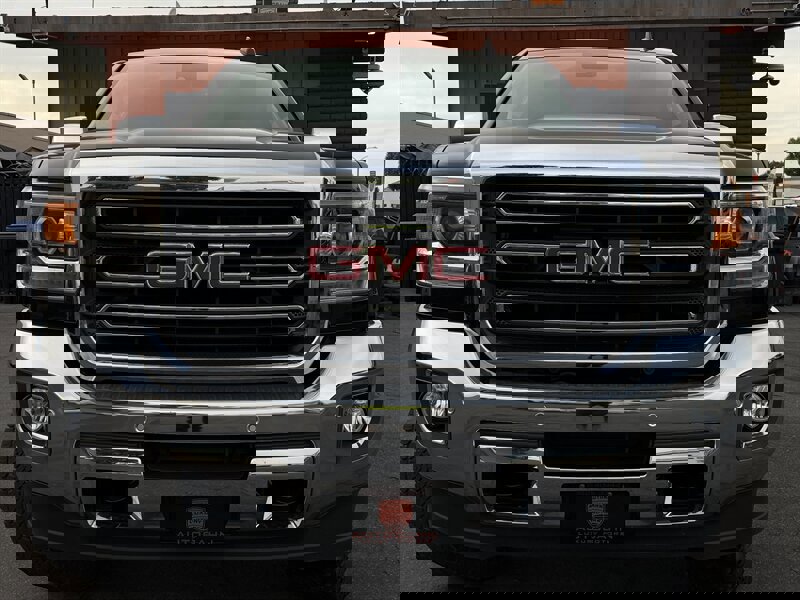 Used 2017 GMC Sierra 2500 SLT w/ Driver Alert Package image 2