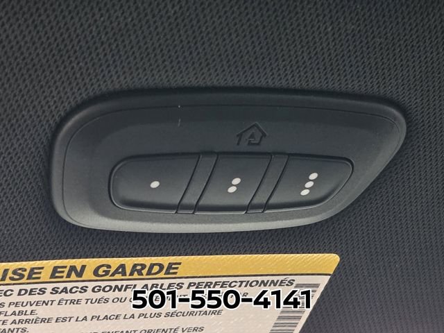 Used 2025 Chrysler Pacifica Select image 28