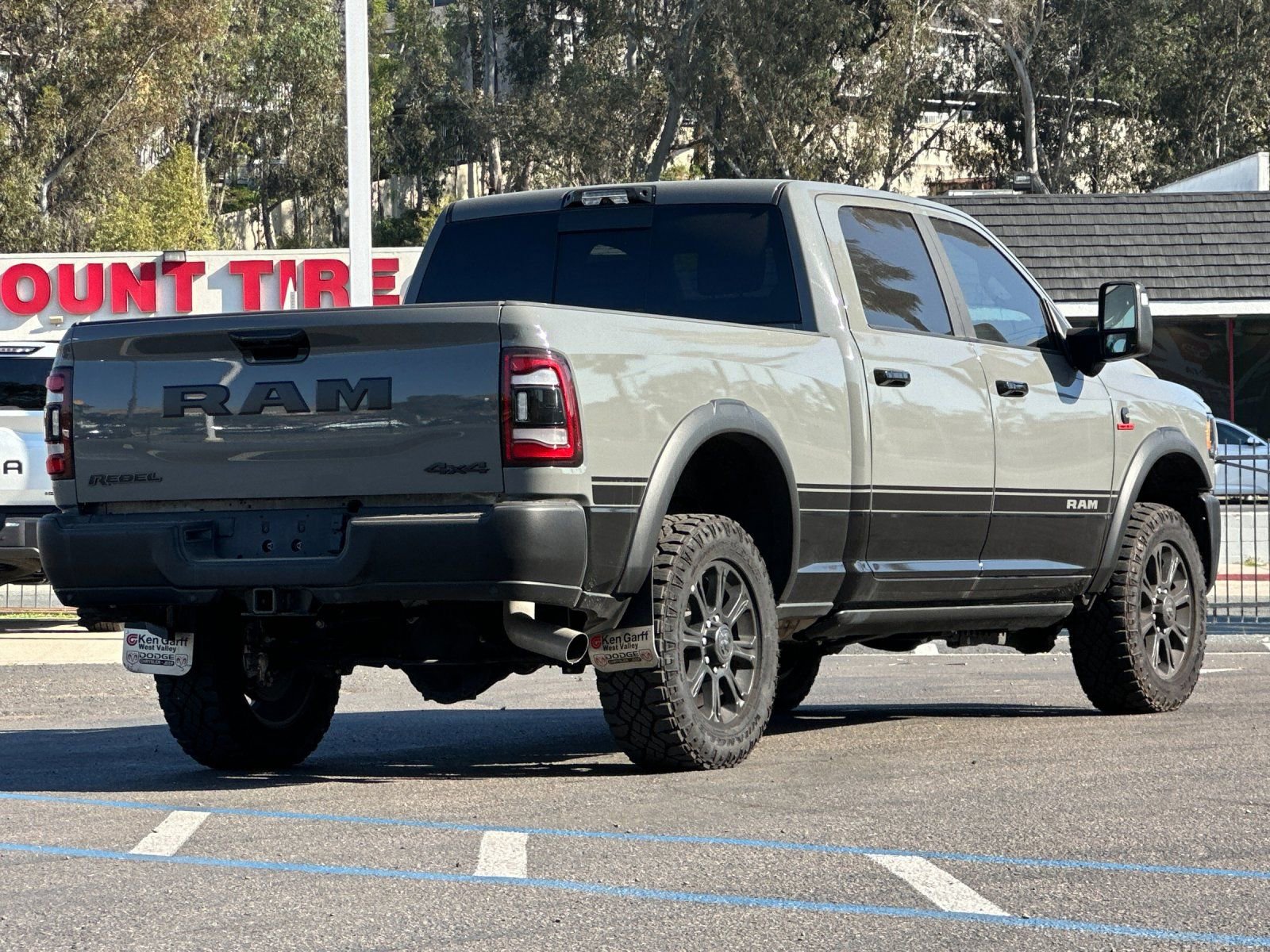 Used 2024 RAM 2500 Rebel w/ Towing Technology Group image 5