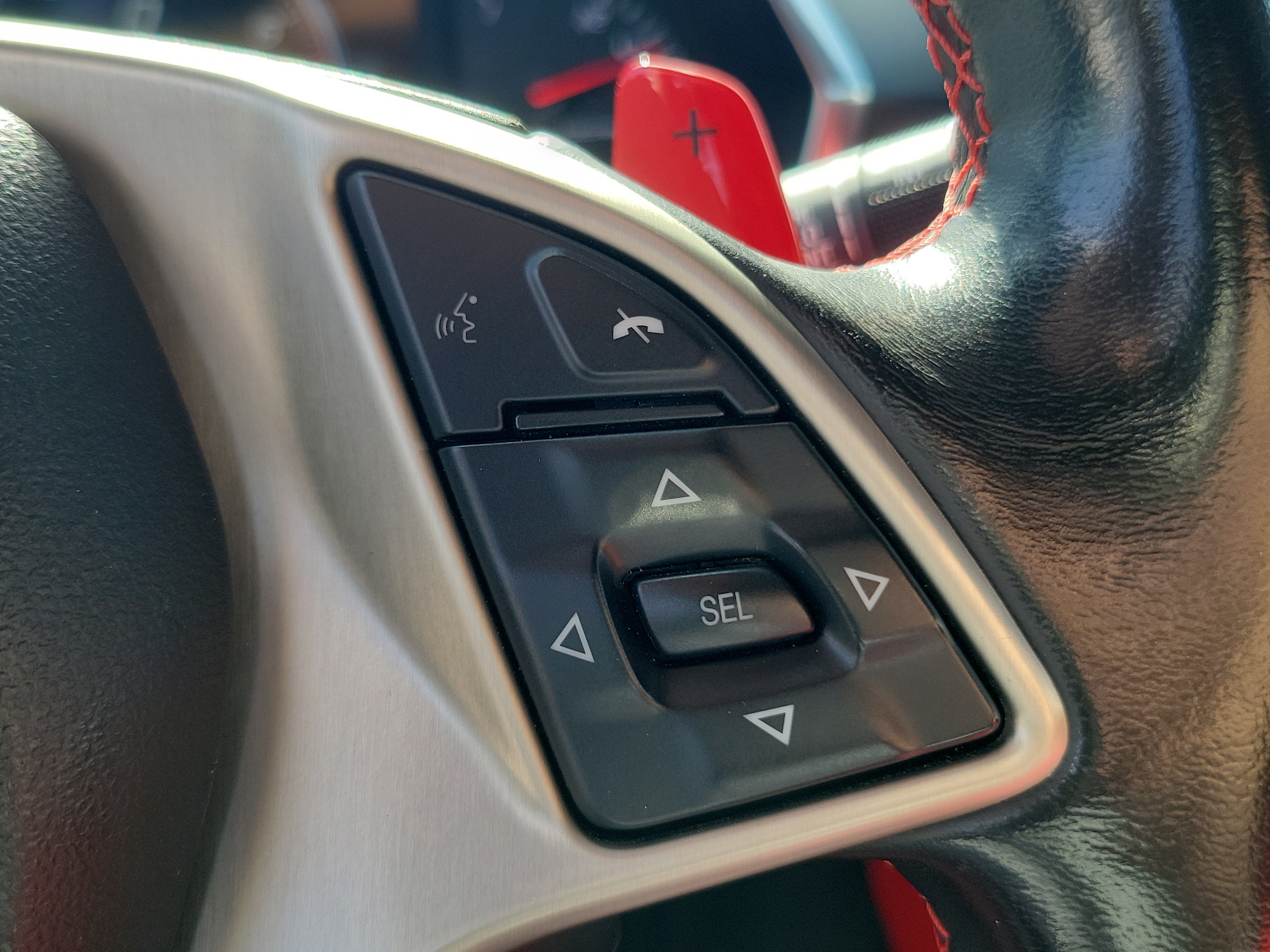 Used 2017 Chevrolet Corvette Stingray Convertible RWD image 15