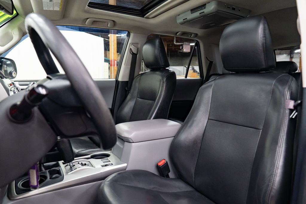 Used 2010 Toyota 4Runner SR5 image 21