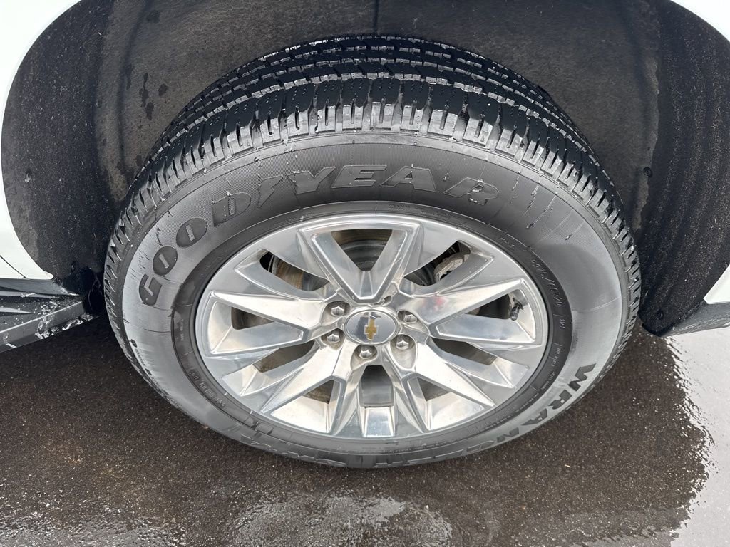Used 2024 Chevrolet Tahoe Premier image 13