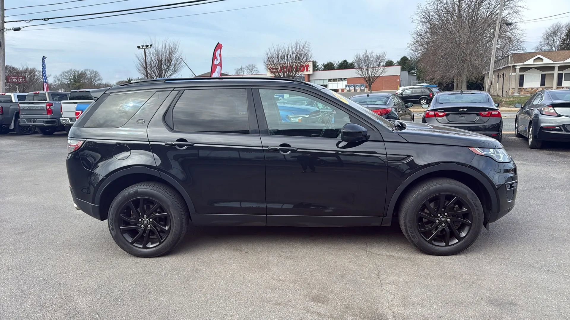Used 2017 Land Rover Discovery Sport HSE AWD/4WD image 10
