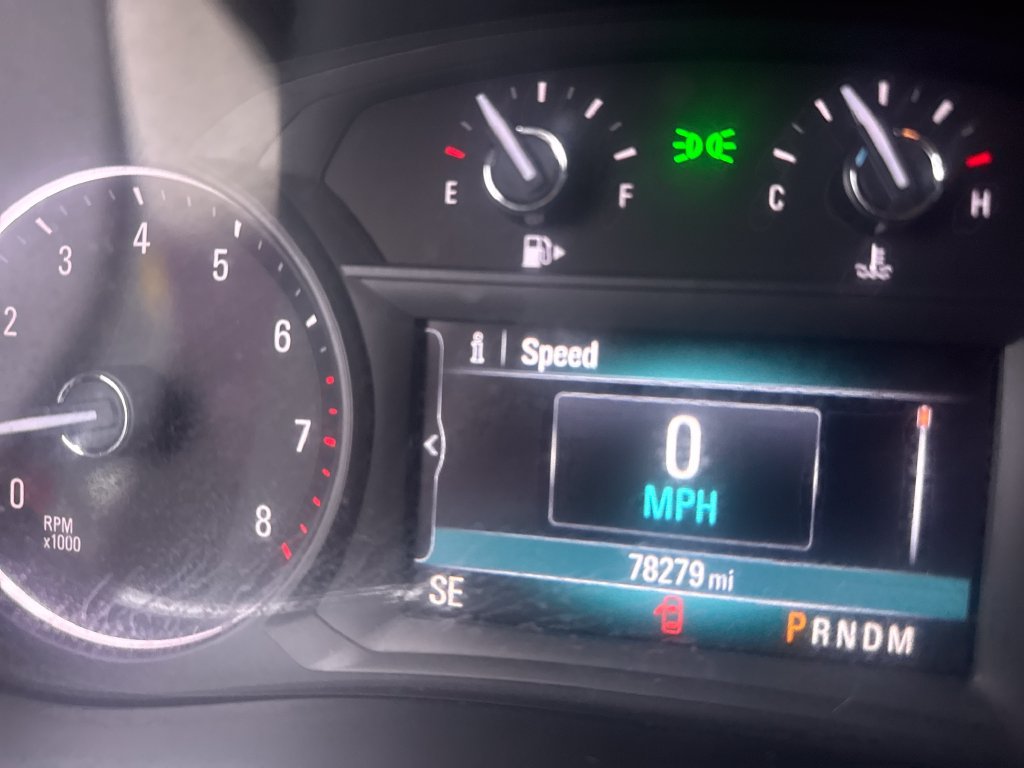 Used 2017 Buick Encore Essence AWD/4WD image 27