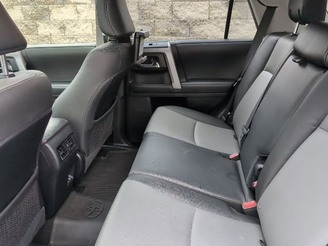 Used 2021 Toyota 4Runner SR5 Premium w/ Moonroof Package AWD/4WD image 24