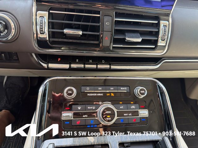 Used 2018 Lincoln Navigator L Black Label AWD/4WD image 21