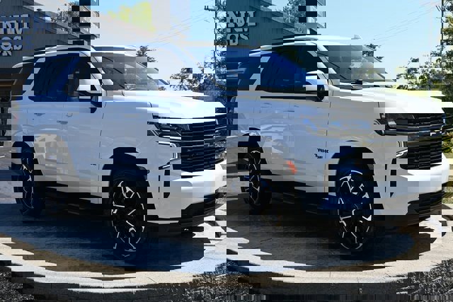 Used 2021 Chevrolet Tahoe RST image 3