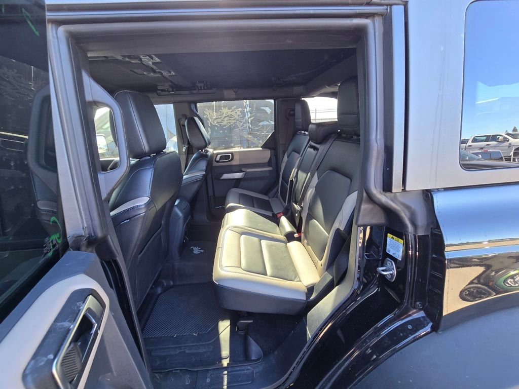 Used 2023 Ford Bronco Wildtrak image 17