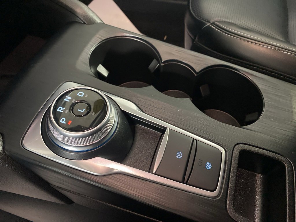 Used 2024 Ford Escape Platinum image 7