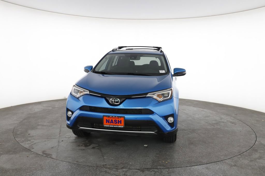 Used 2016 Toyota RAV4 Limited AWD/4WD image 4