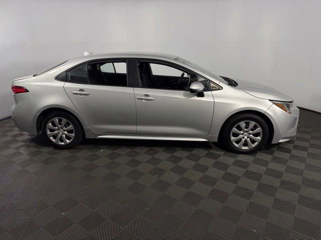 Used 2021 Toyota Corolla LE FWD image 10