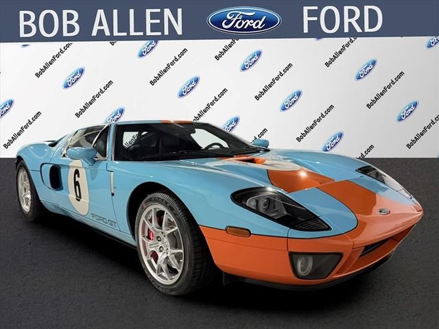 Used 2006 Ford GT RWD image 2
