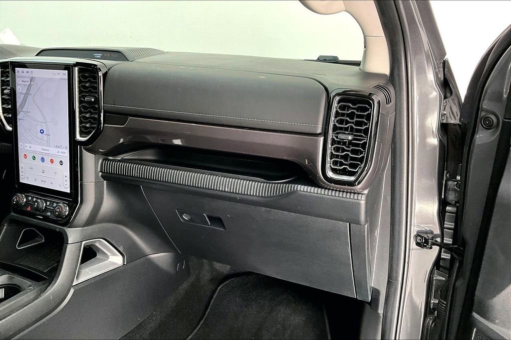 Used 2025 Ford Ranger Lariat w/ Trailer Tow Package image 22