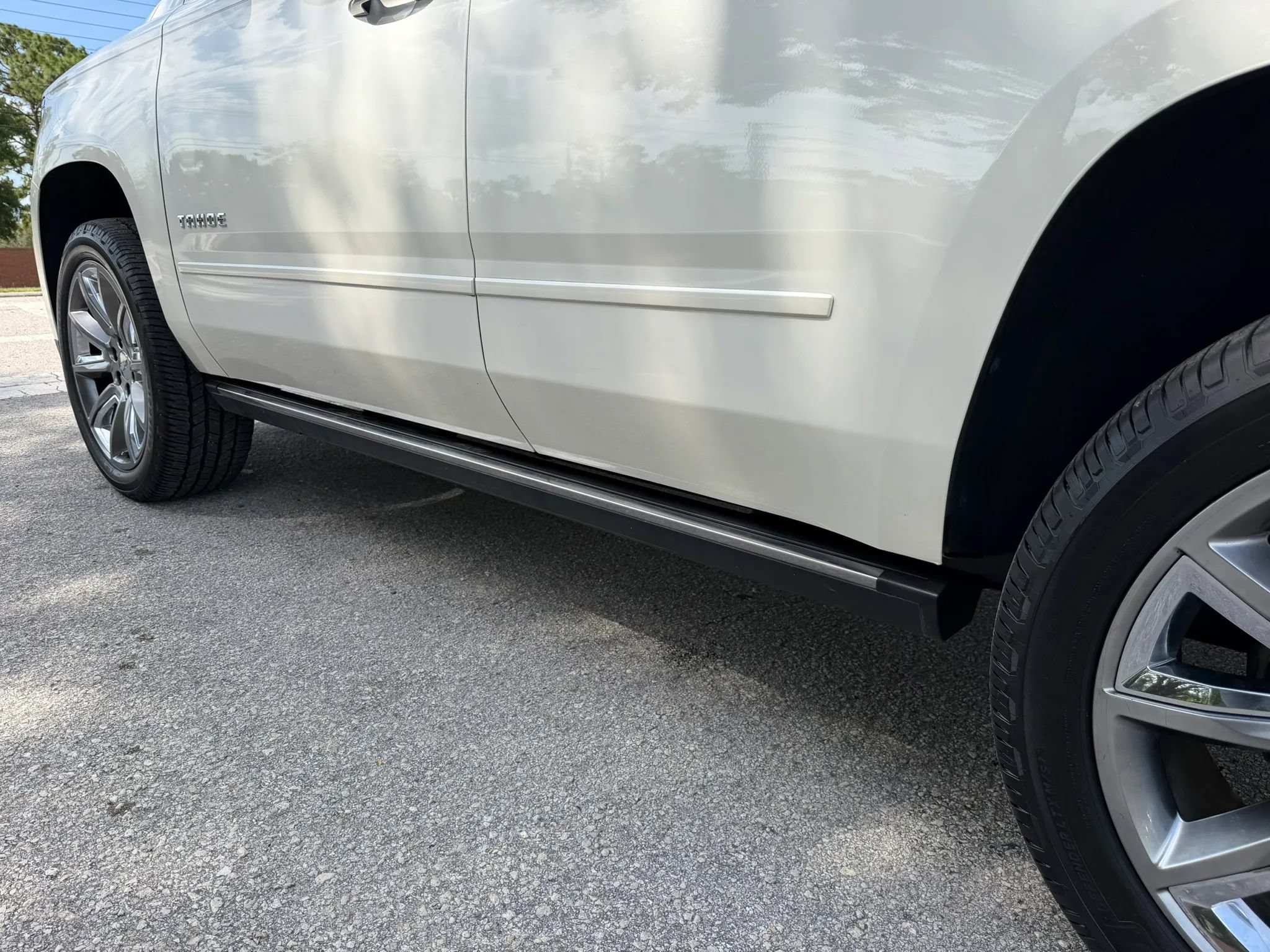Used 2015 Chevrolet Tahoe LTZ RWD image 47