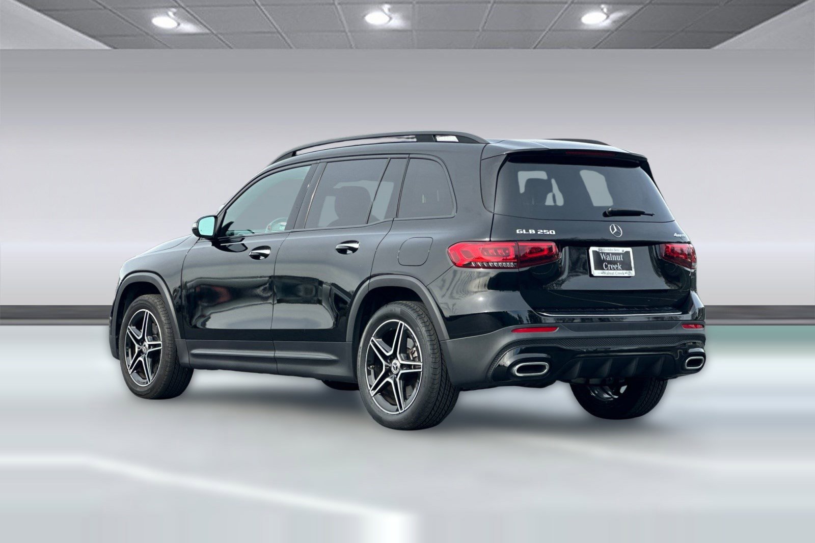 Certified 2023 Mercedes-Benz GLB 250 4MATIC image 3