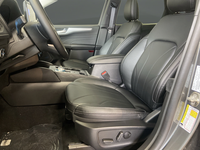 New 2025 Ford Escape SE w/ PHEV Premium Package FWD image 4