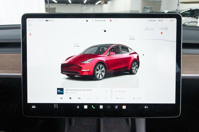 Used 2024 Tesla Model Y Long Range image 11