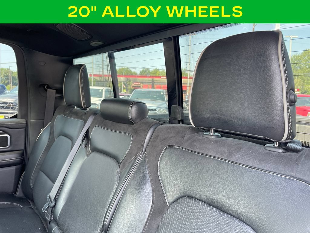 Used 2020 RAM 1500 Laramie w/ Sport Appearance Package AWD/4WD image 10
