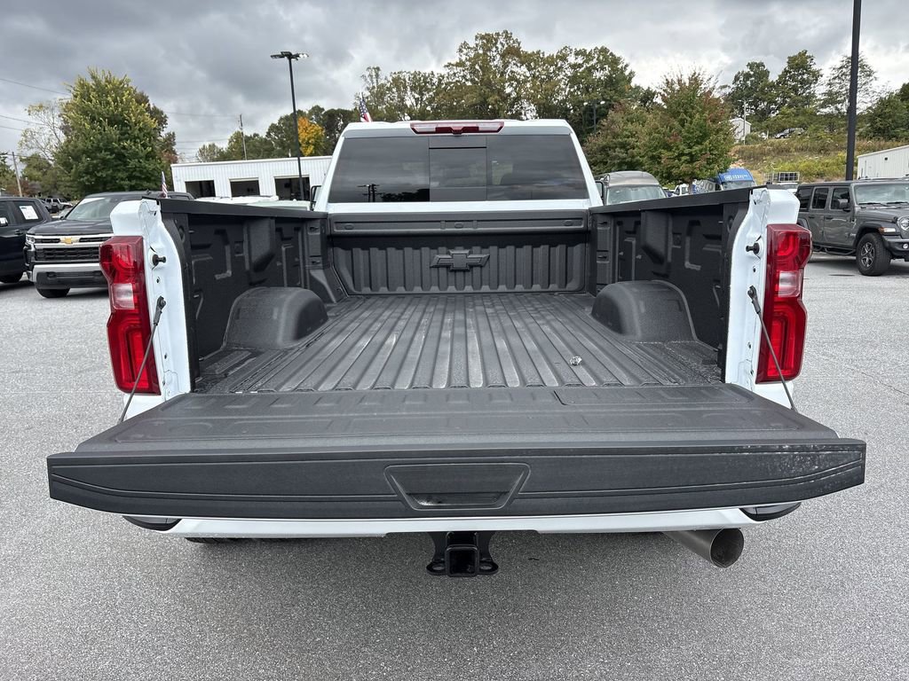 New 2026 Chevrolet Silverado 3500 High Country image 28