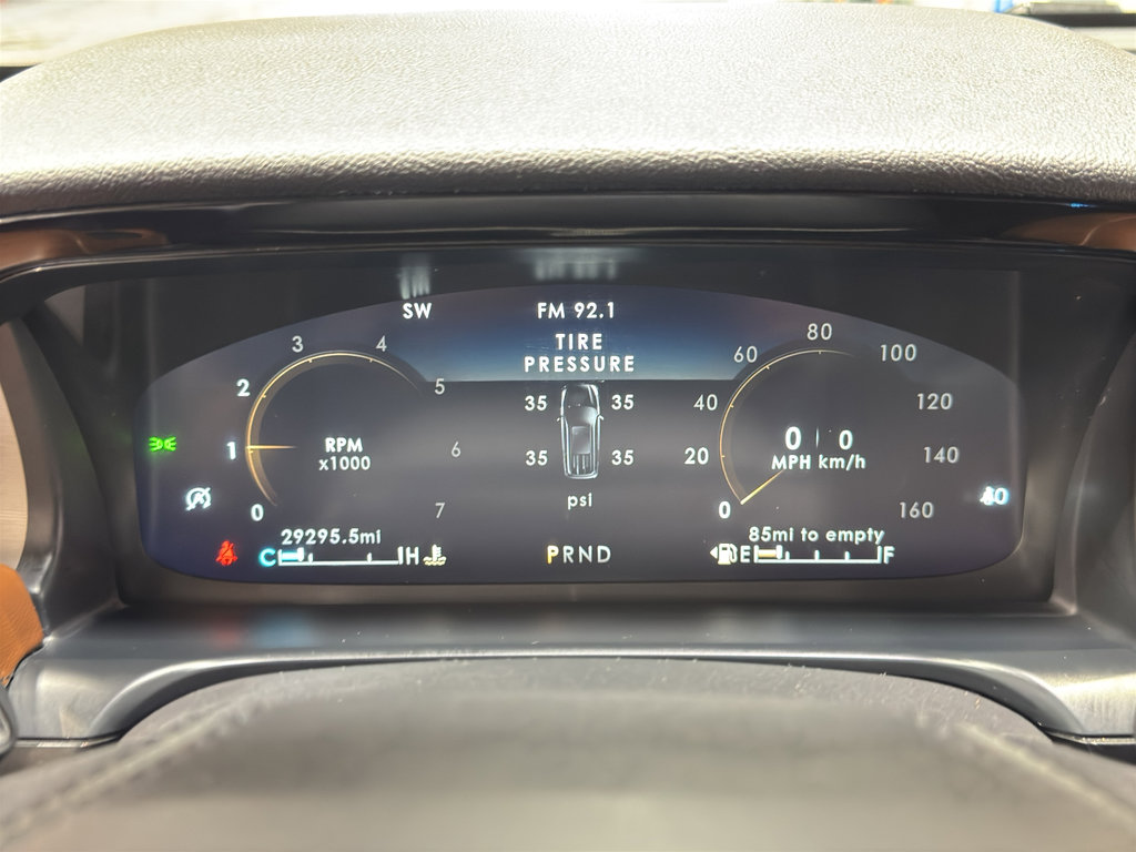 Used 2023 Lincoln Aviator Reserve w/ Equipment Group 201A image 29