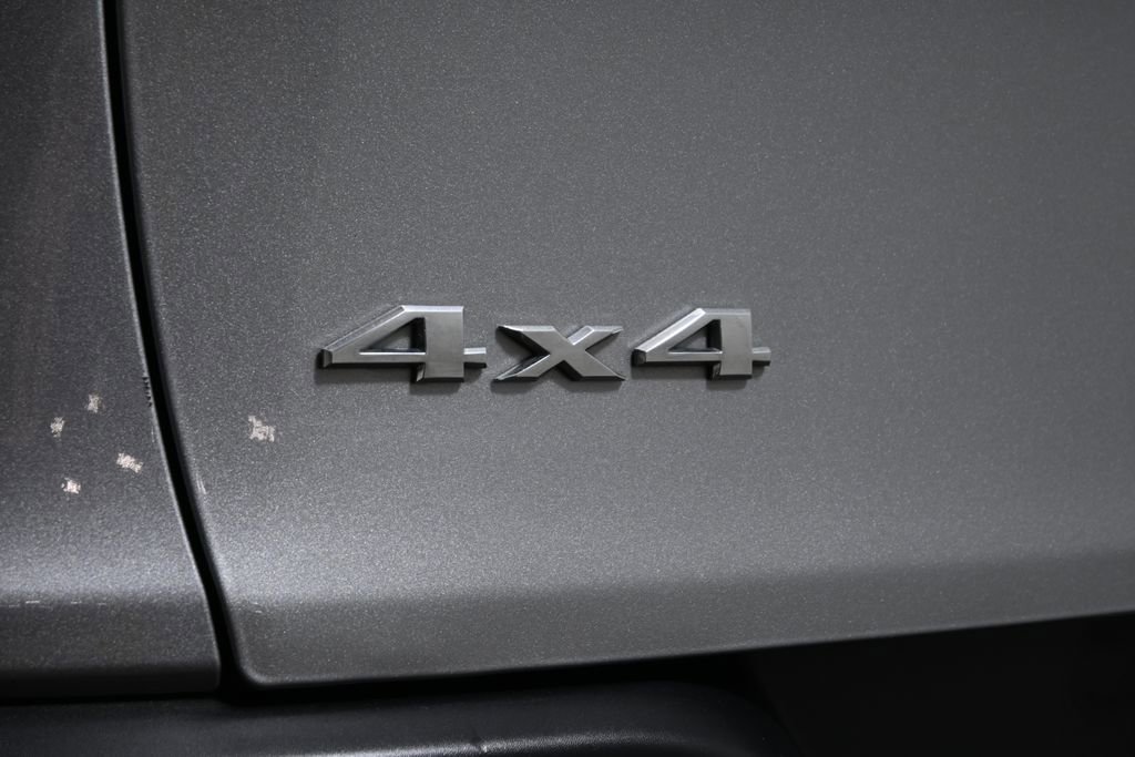 Used 2016 Jeep Cherokee Latitude w/ Cold Weather Group image 35