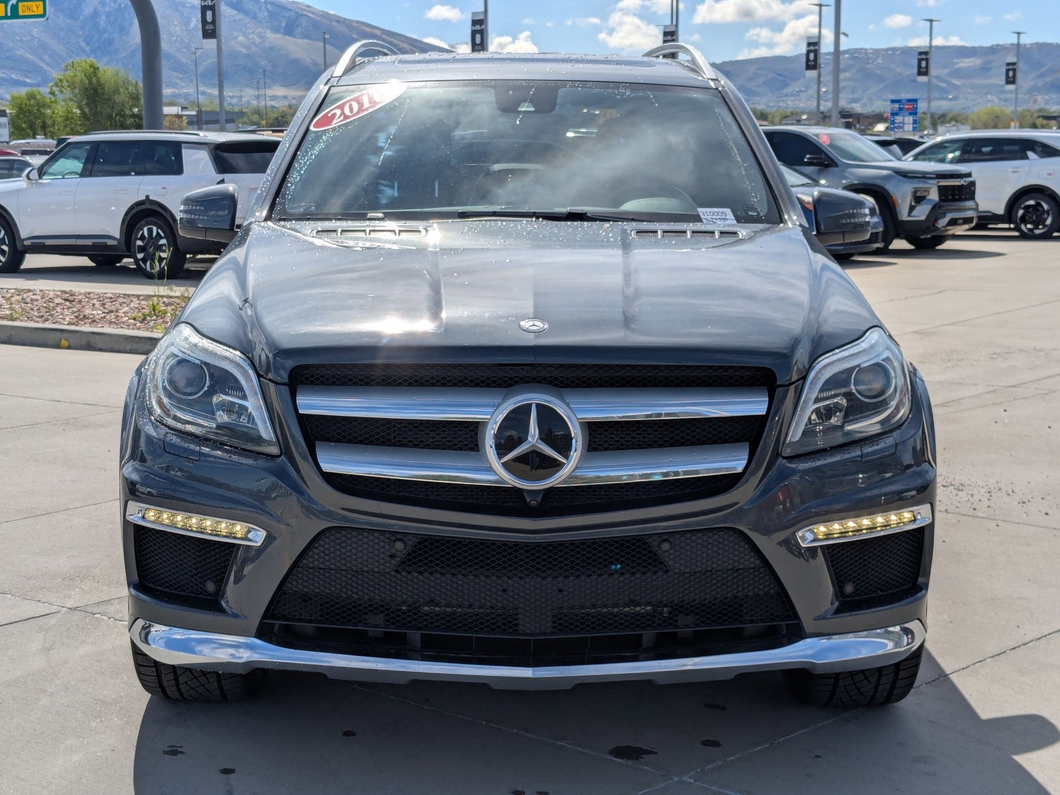 Used 2016 Mercedes-Benz GL 550 4MATIC image 8