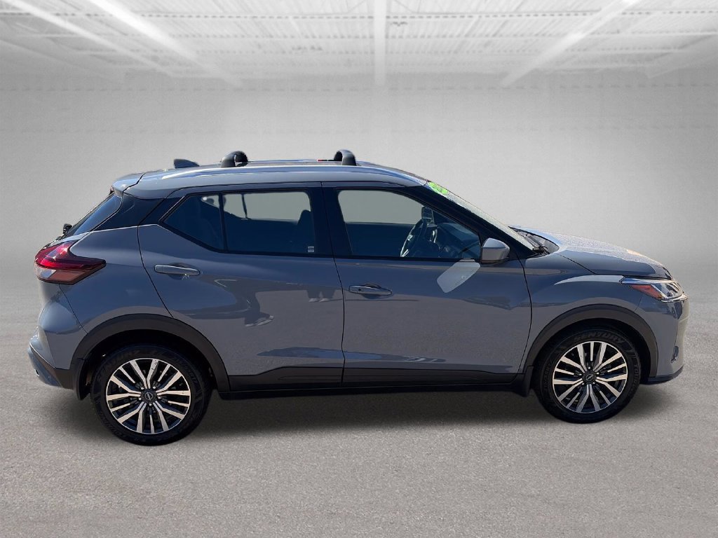 Used 2024 Nissan Kicks SV w/ Exterior Package FWD image 7