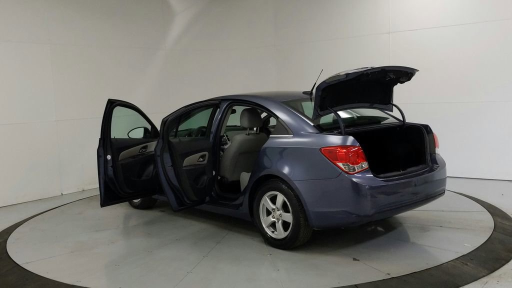 Used 2014 Chevrolet Cruze LT image 29