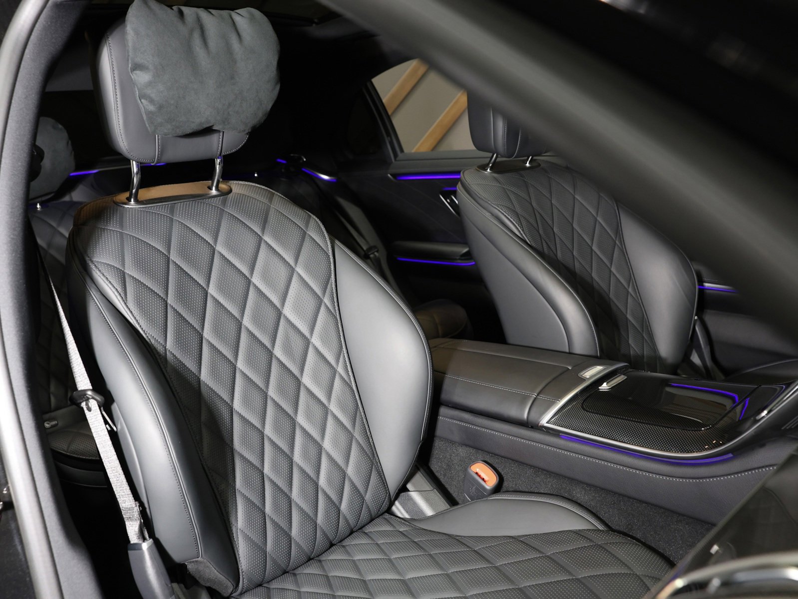 Used 2025 Mercedes-Benz S 580 4MATIC Sedan image 16