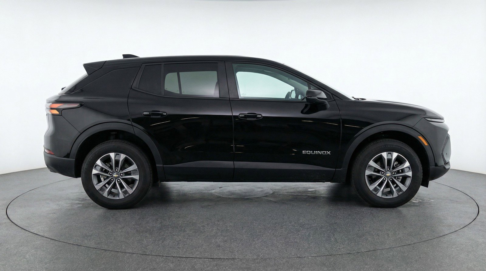 Used 2025 Chevrolet Equinox LT image 11