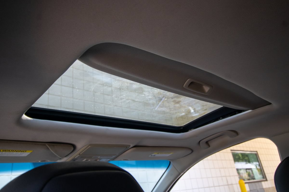 Used 2012 Acura TSX w/ Technology Package FWD image 37