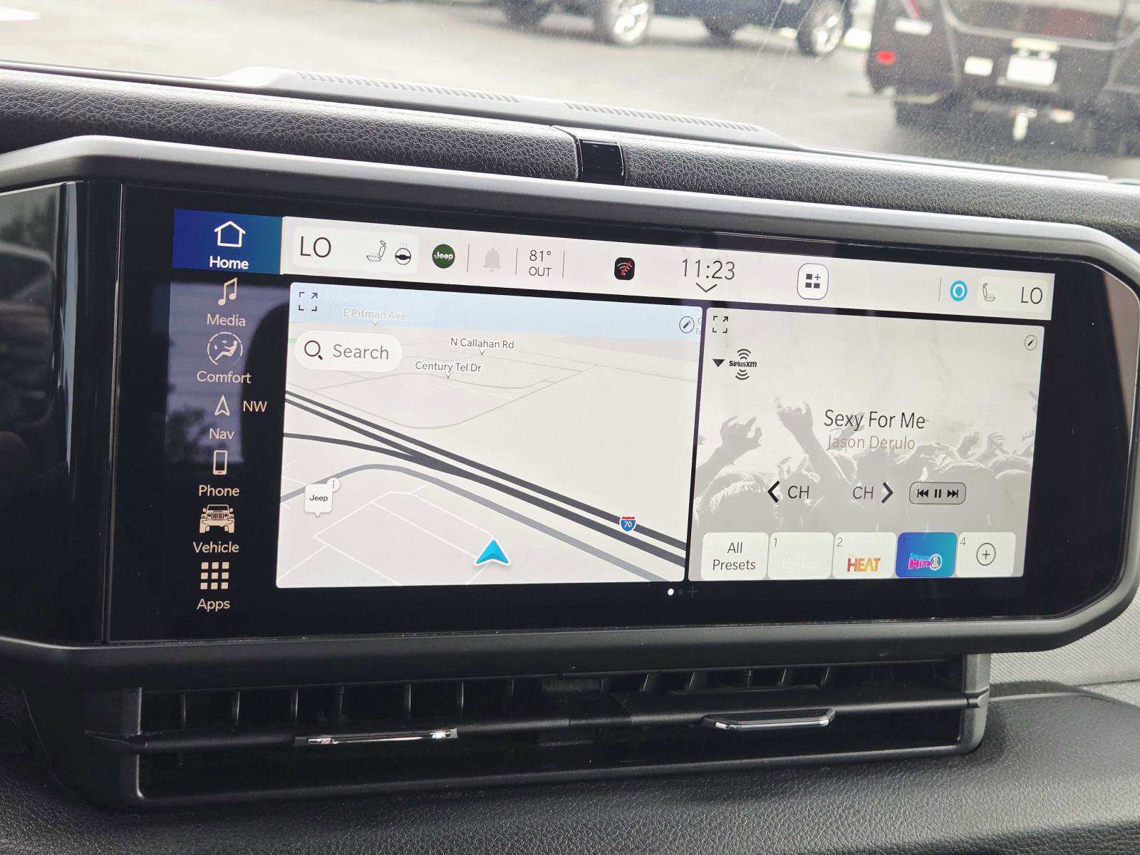 Used 2024 Jeep Gladiator Sport image 29