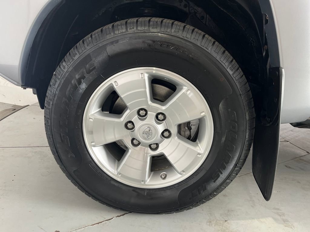 Used 2015 Toyota Tacoma 4x4 Double Cab image 25